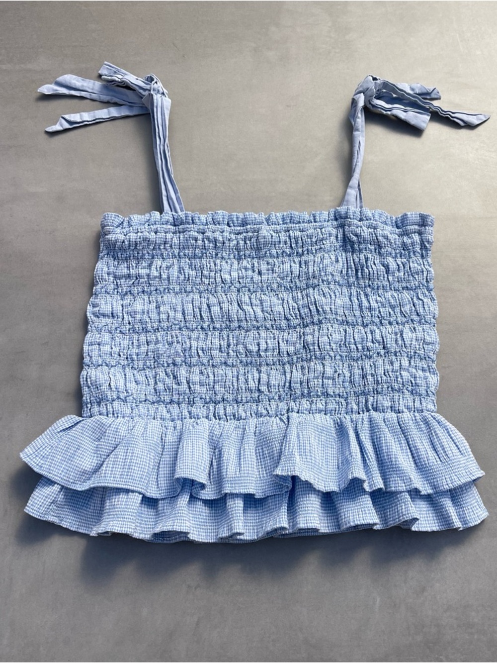 Gingham Ruffle Crop Top - Picture 2 of 4